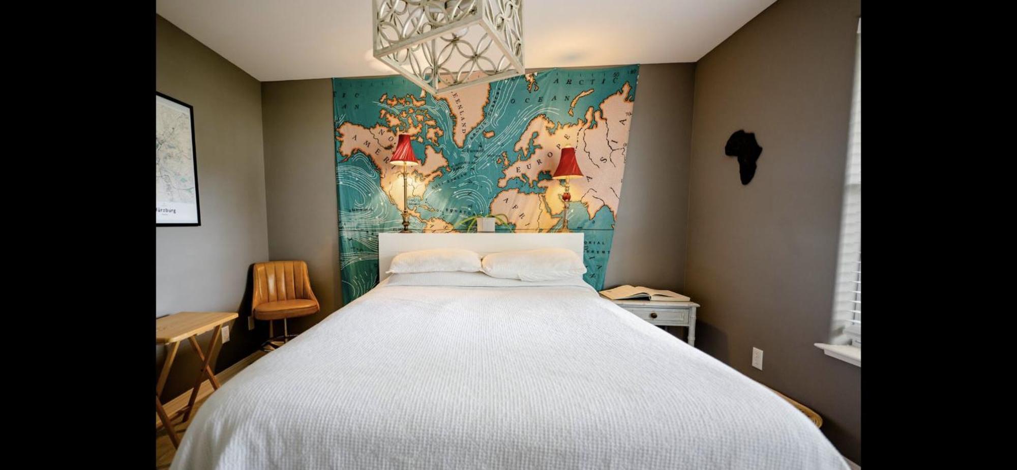 Family Friendly Home In Walking District, 5 Minutes From Beach ガルフ・ショアーズ エクステリア 写真